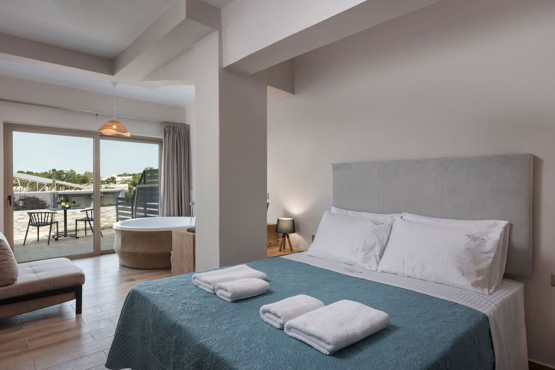 Aequor Luxury Rooms & Apartments