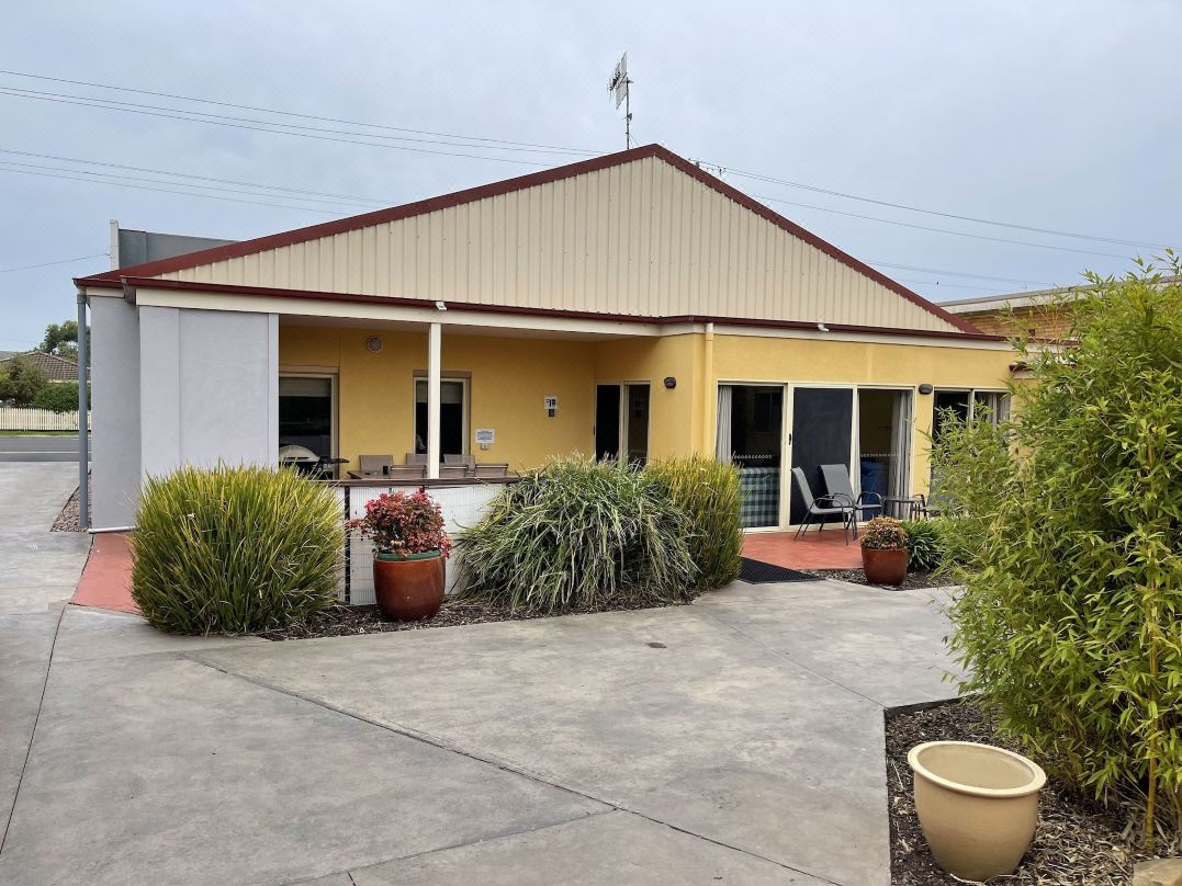Austral Place 88 Via Merri River