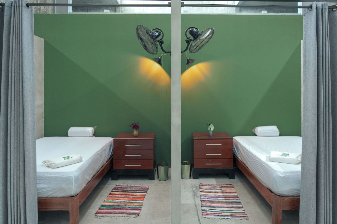 Escentrike Hostal