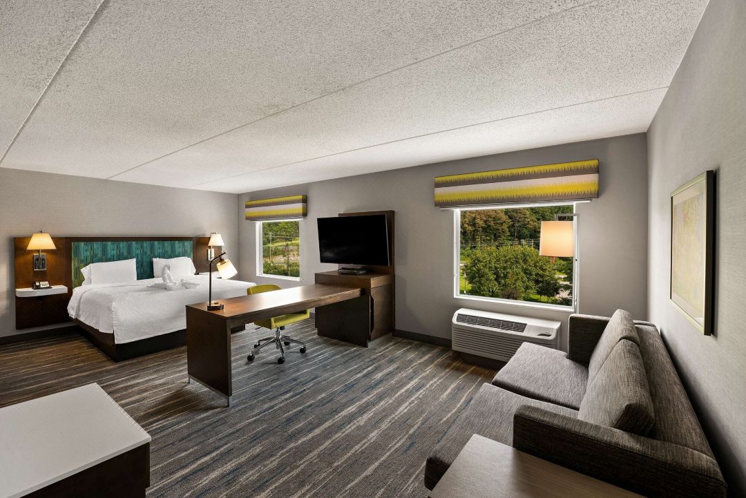 Hampton Inn & Suites Poughkeepsie