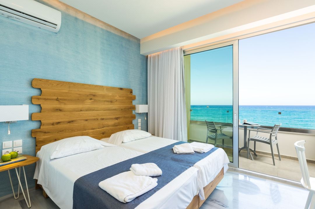 Meltemi Coast Suites