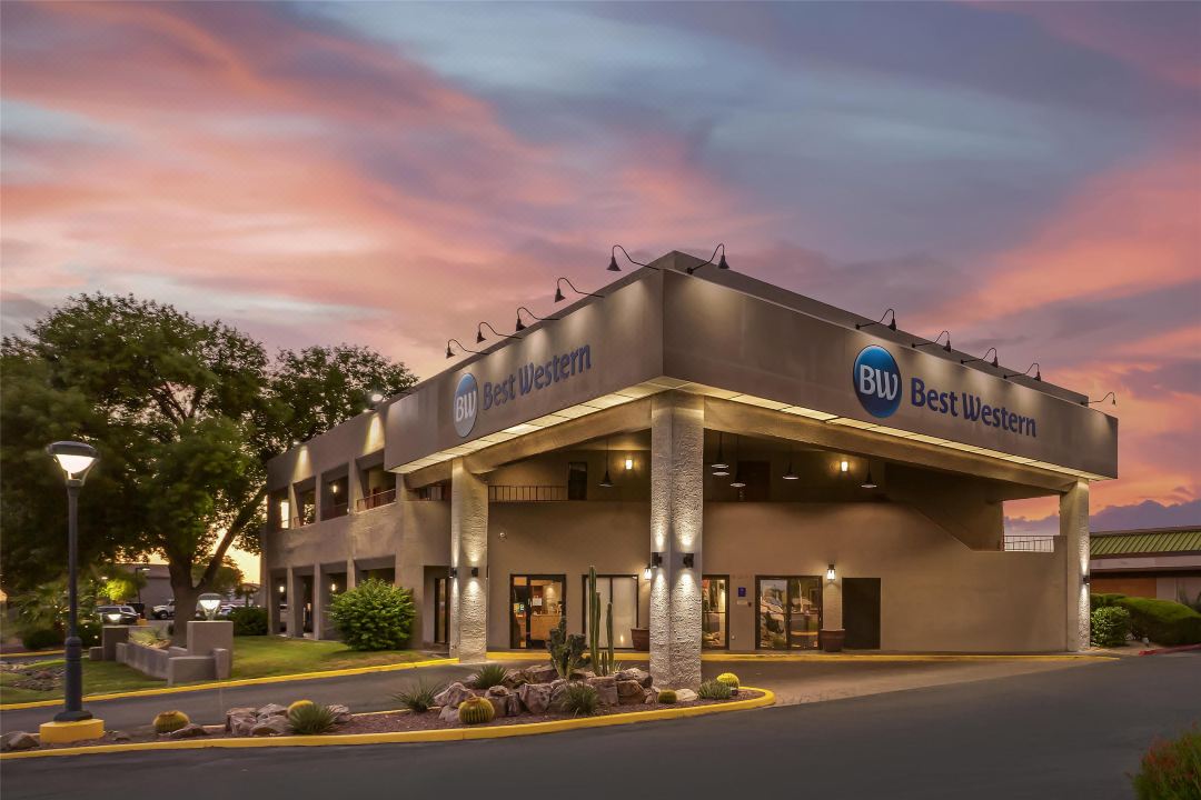 Best Western InnSuites Tucson Foothills Hotel  Suites