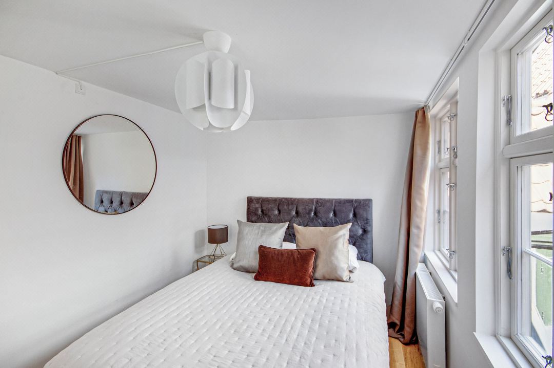 Regent 5 - Large Apt with Terrace Right in Centre of Copenhagen