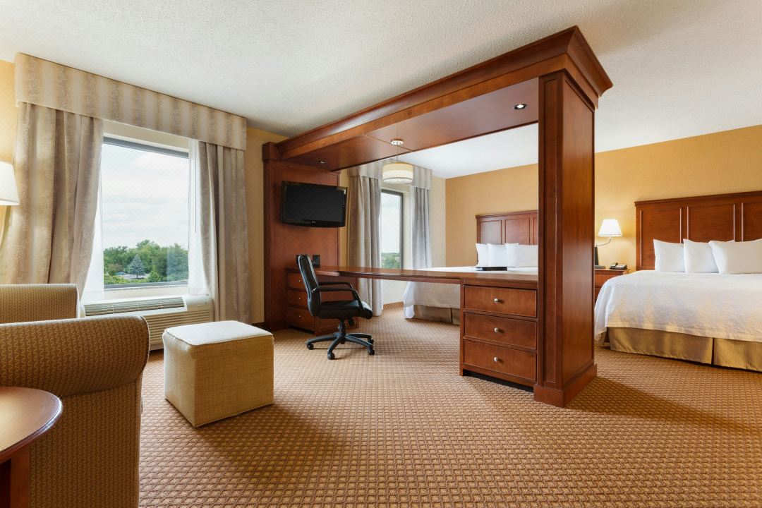 Hampton Inn & Suites Detroit/Chesterfield Township