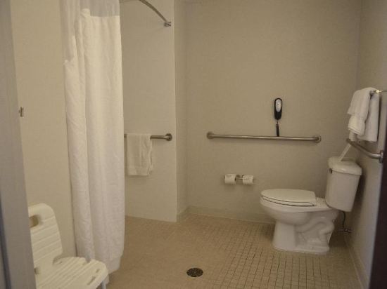Holiday Inn Express Hotel & Suites Rochester - Tap to explore photos