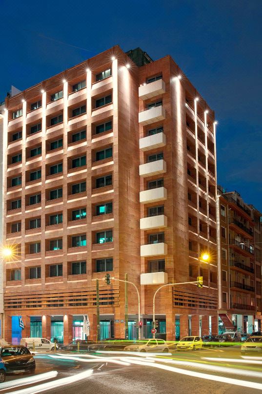 Zeus Essence Athens Central