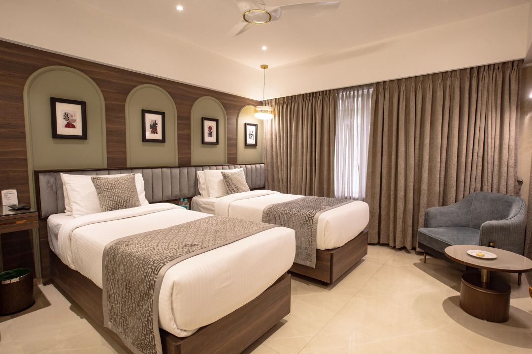 The International by Tunga