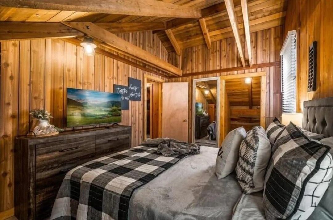 Hidden Acres Lodge 3 Bedroom Cabin