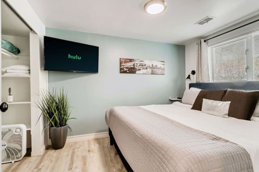 Convenient 2Br Apt with Parking Near Downtown SLC