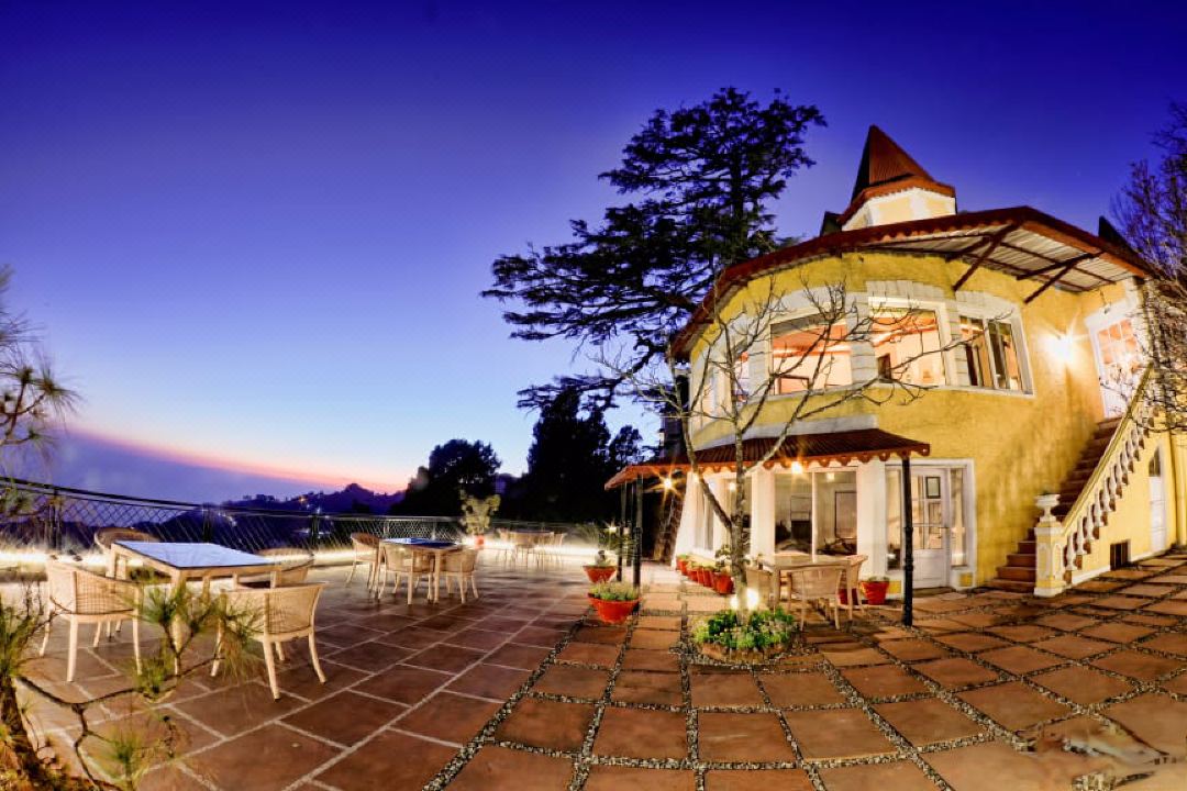 WelcomHeritage Kasmanda Palace