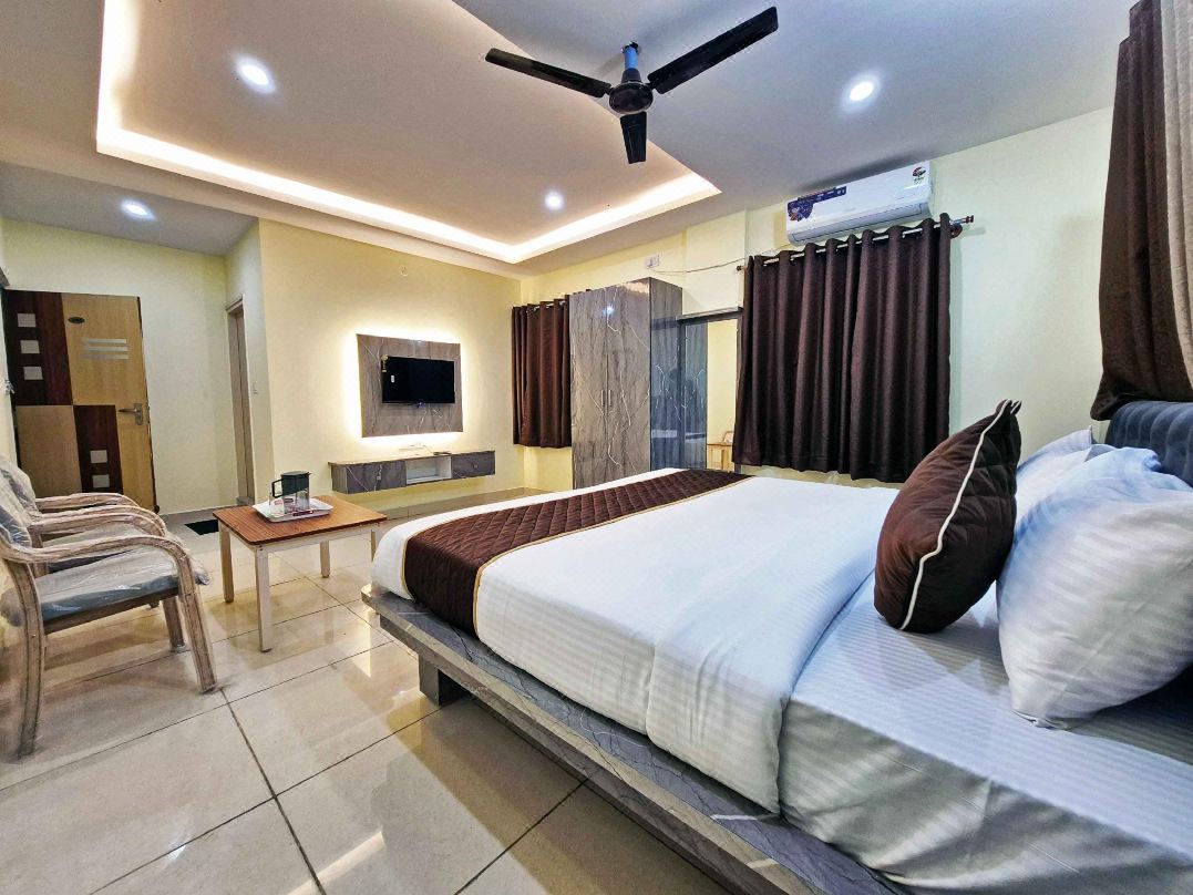 Shree Sai Inn near KR Puram Bus Stop