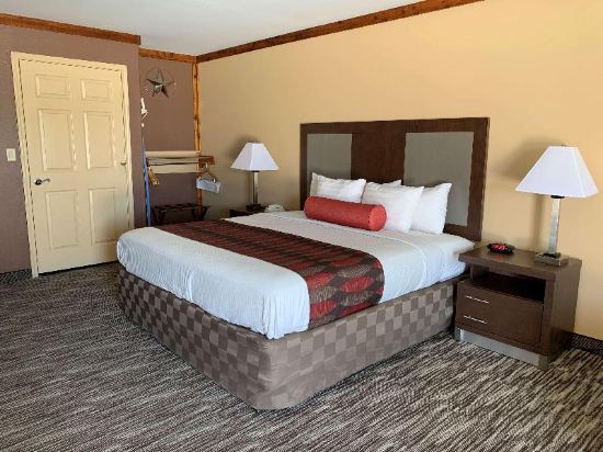 Best Western Windwood Inn & Suites - Tap to explore photos