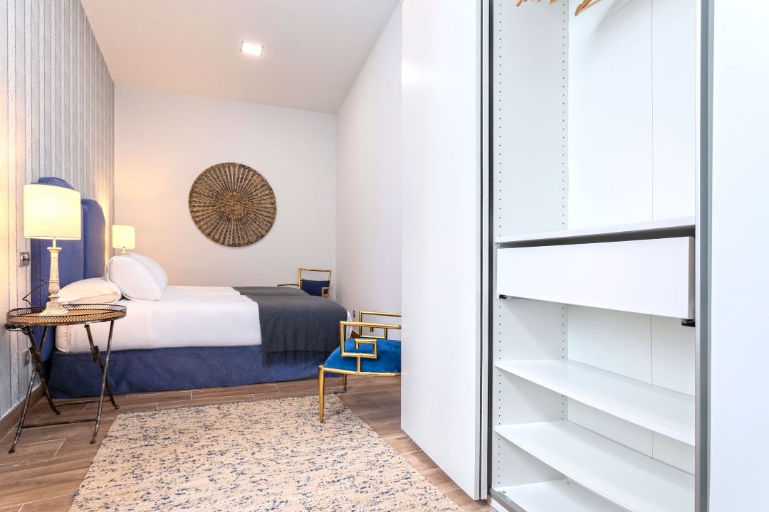 Modern apartment located in the city center. Recaredo VII