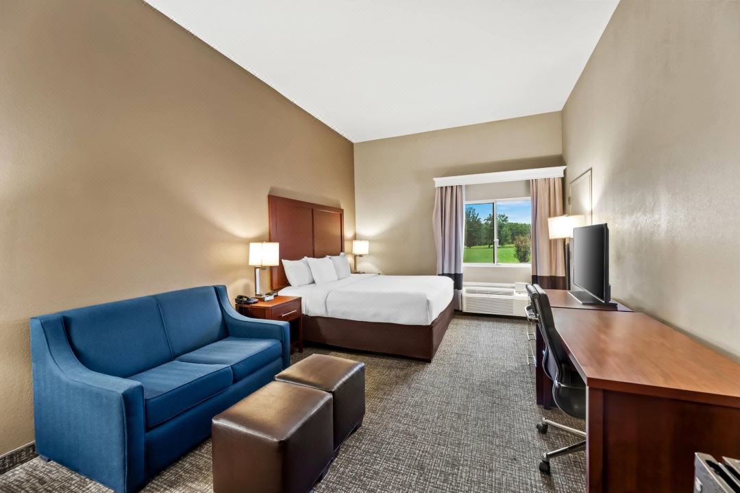 Comfort Inn and Suites - Tuscumbia/Muscle Shoals
