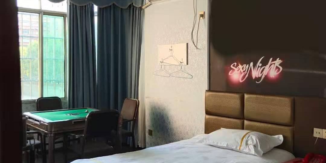 一千零一夜学生街九点(宜春学院店)