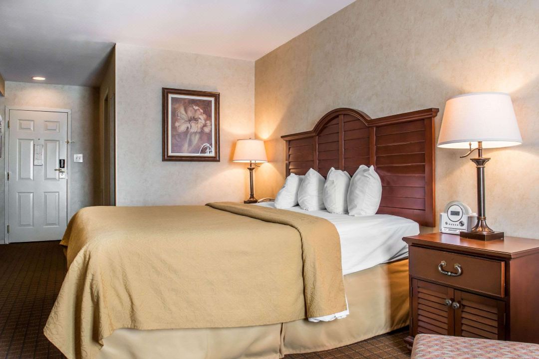 Quality Inn Pittsburgh Airport