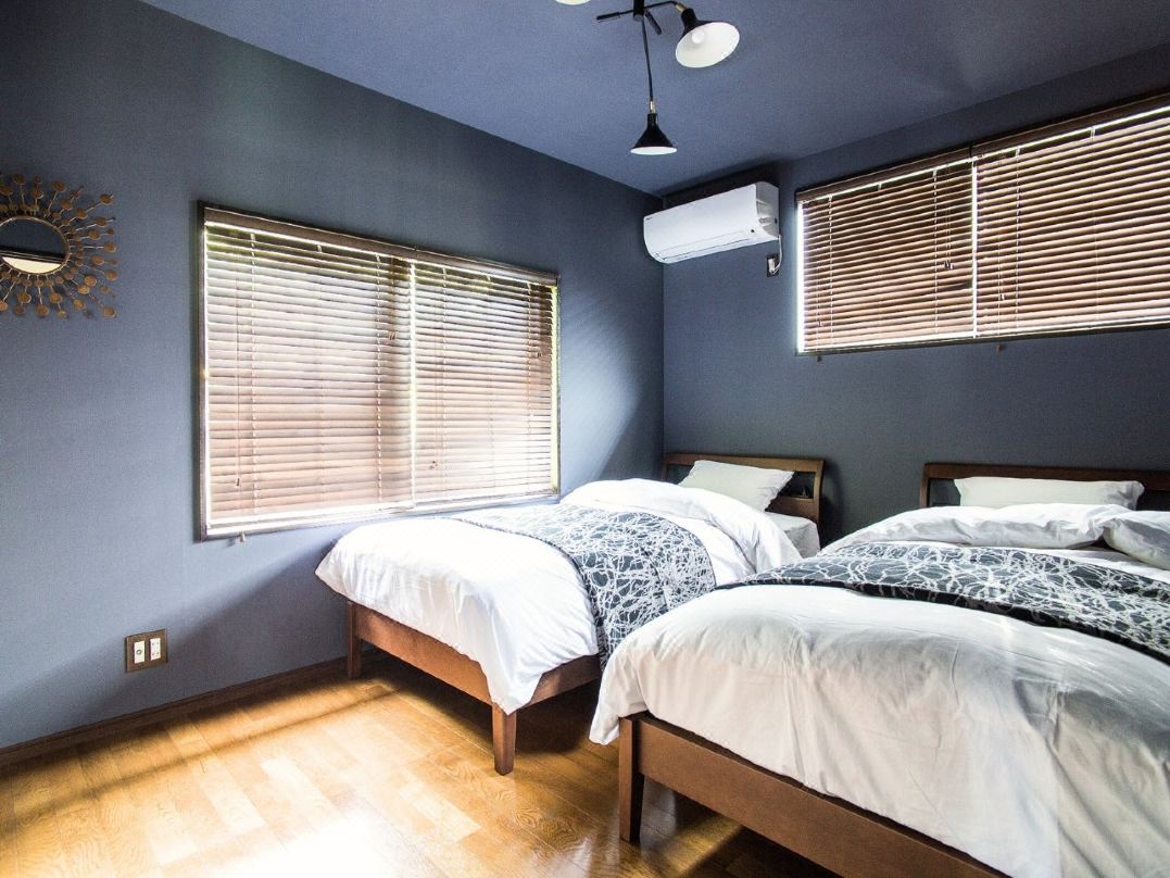 Little Hermit by SANA（リトルハーミット）