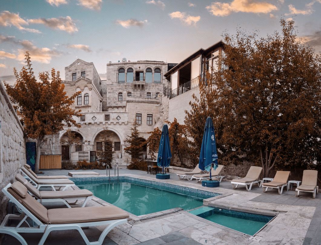 Tekkaya Cave Hotel