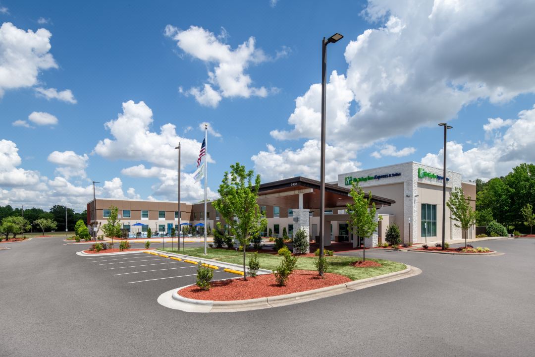 Holiday Inn Express & Suites WILSON I-95 by IHG