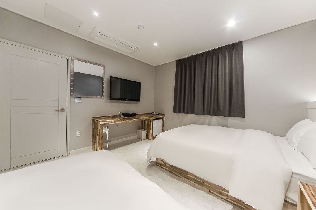 Vallas Hotel & Guest House
