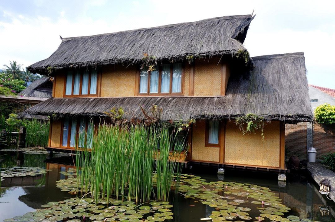 Kampung Sumber Alam Garut