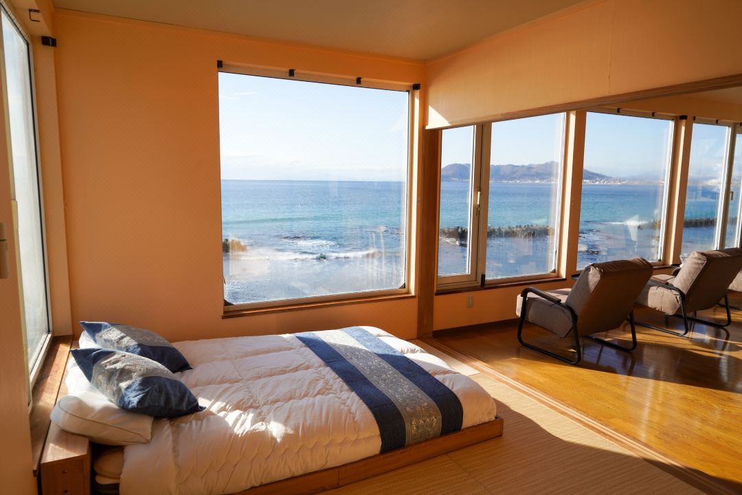 เนซากิ เนทีฟ