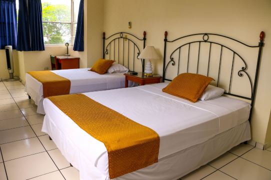 Hotel Villa Serena San Benito