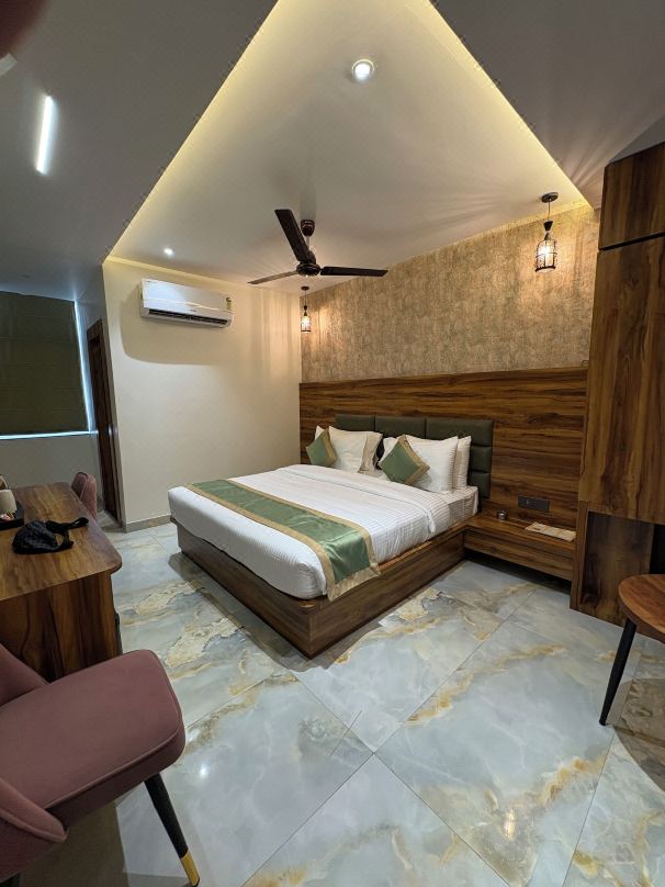 WORMWOOD SYNERGY VARANASI