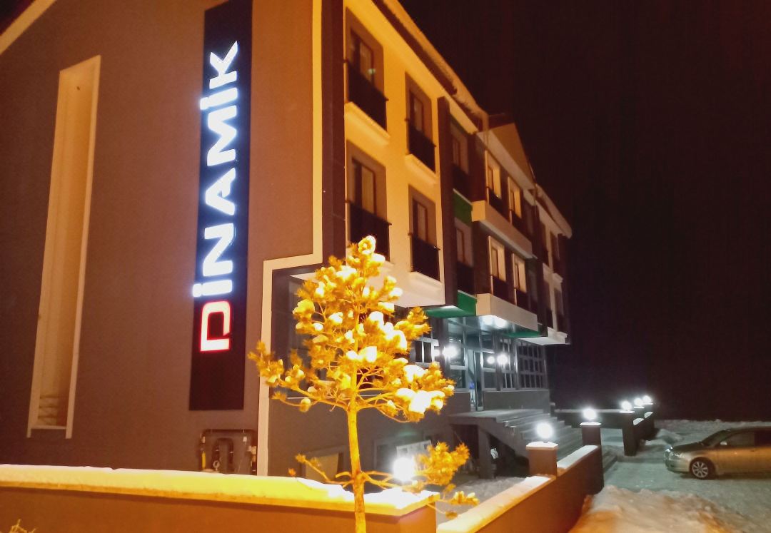 Dinamik Otel