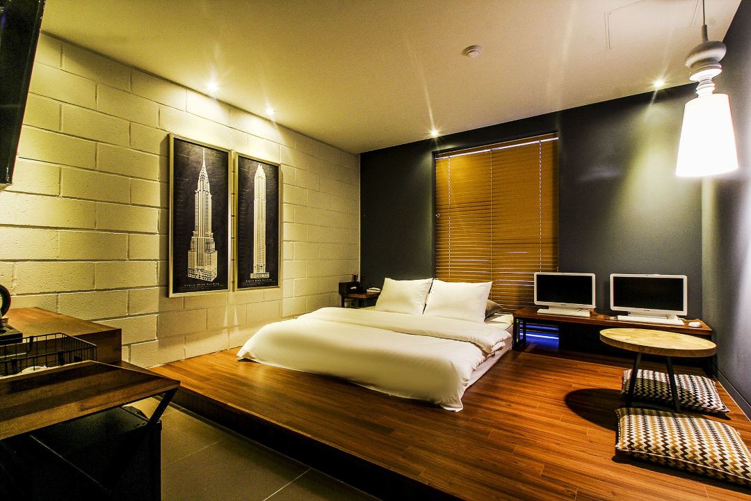 Brown Dot Hotel GimhaeEobang