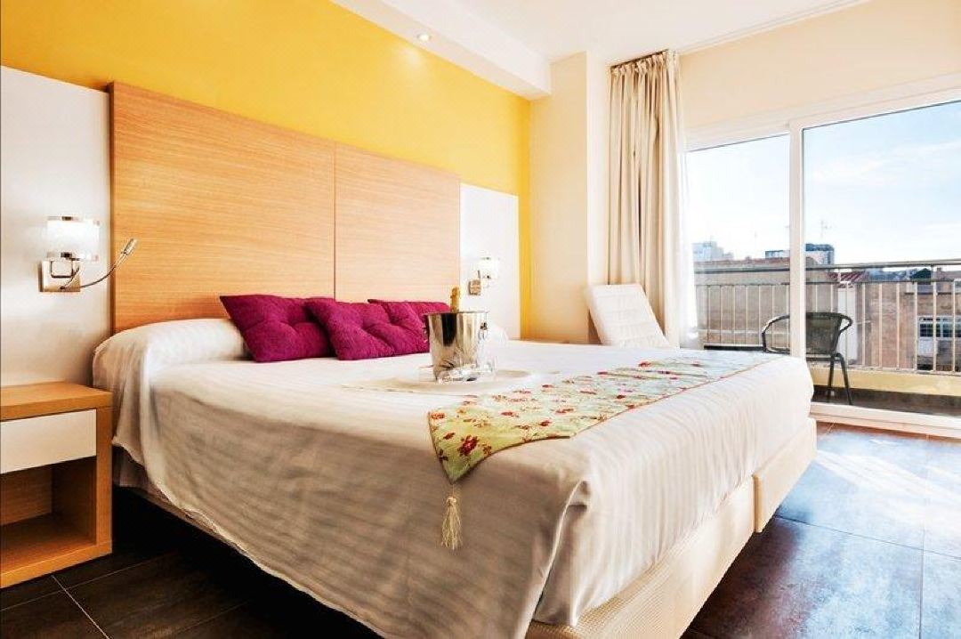 Hotel Fontana Plaza