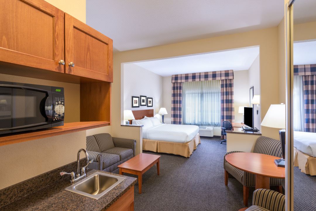 Holiday Inn Express & Suites Vernal - Dinosaurland