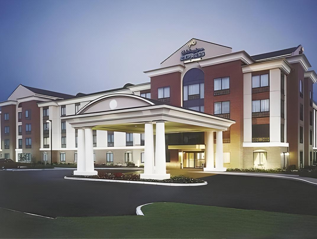 Holiday Inn Express & Suites DRAYTON VALLEY by IHG