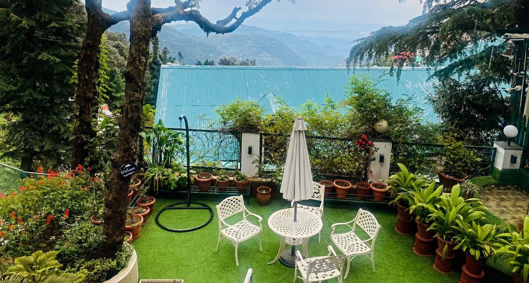 Mongas Hotel & Resort