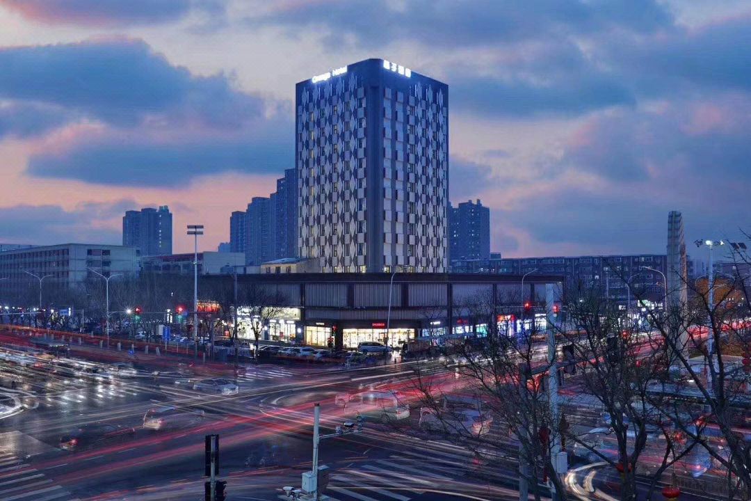 Orange Hotel (Beijing Tongzhou Universal Wanda Plaza)
