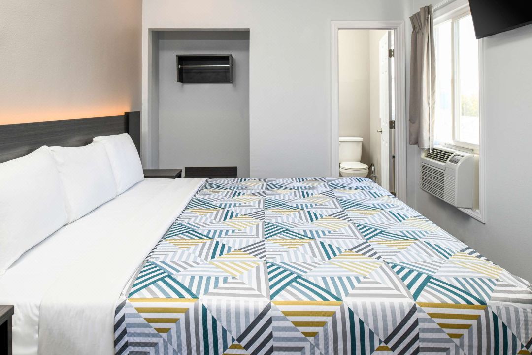 Motel 6 San Pedro, CA – Port of Los Angeles