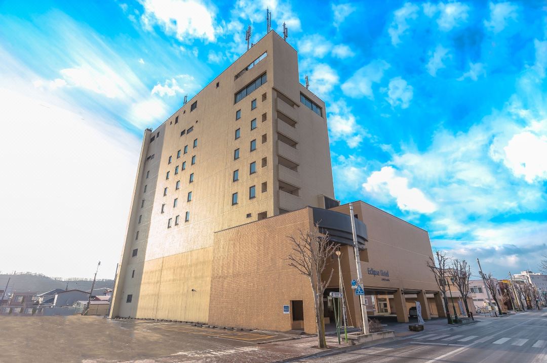 靜內艾克里普斯飯店