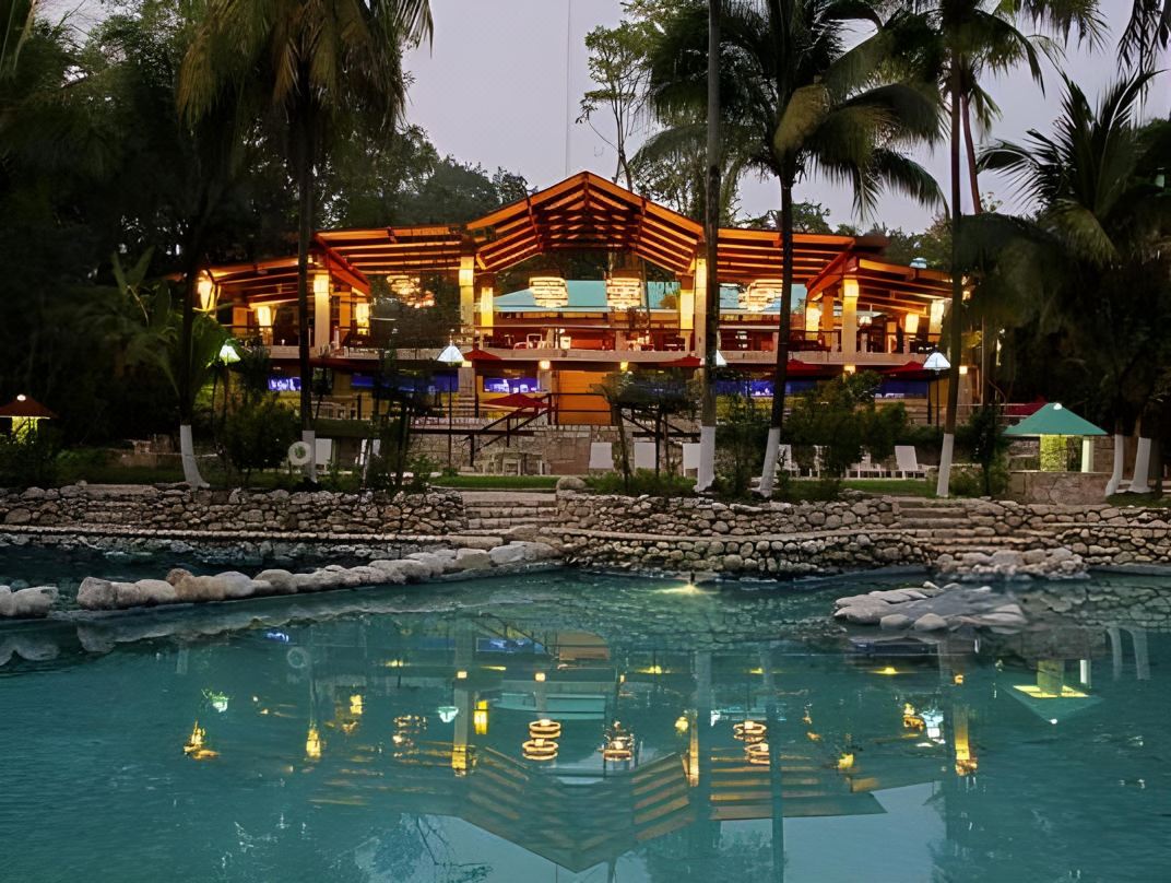 Chan-Kah Resort Village Convention Center & Maya Spa