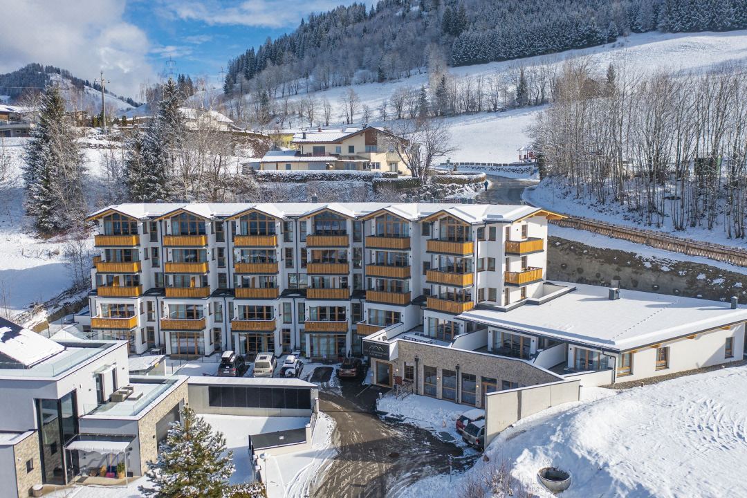 AlpenParks Hotel & Apartment Alpendorf