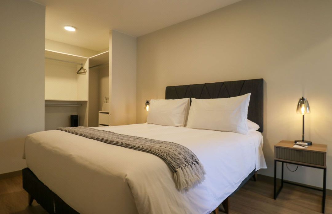 W Trendy Cozy 2Br w Balcony in Miraflores