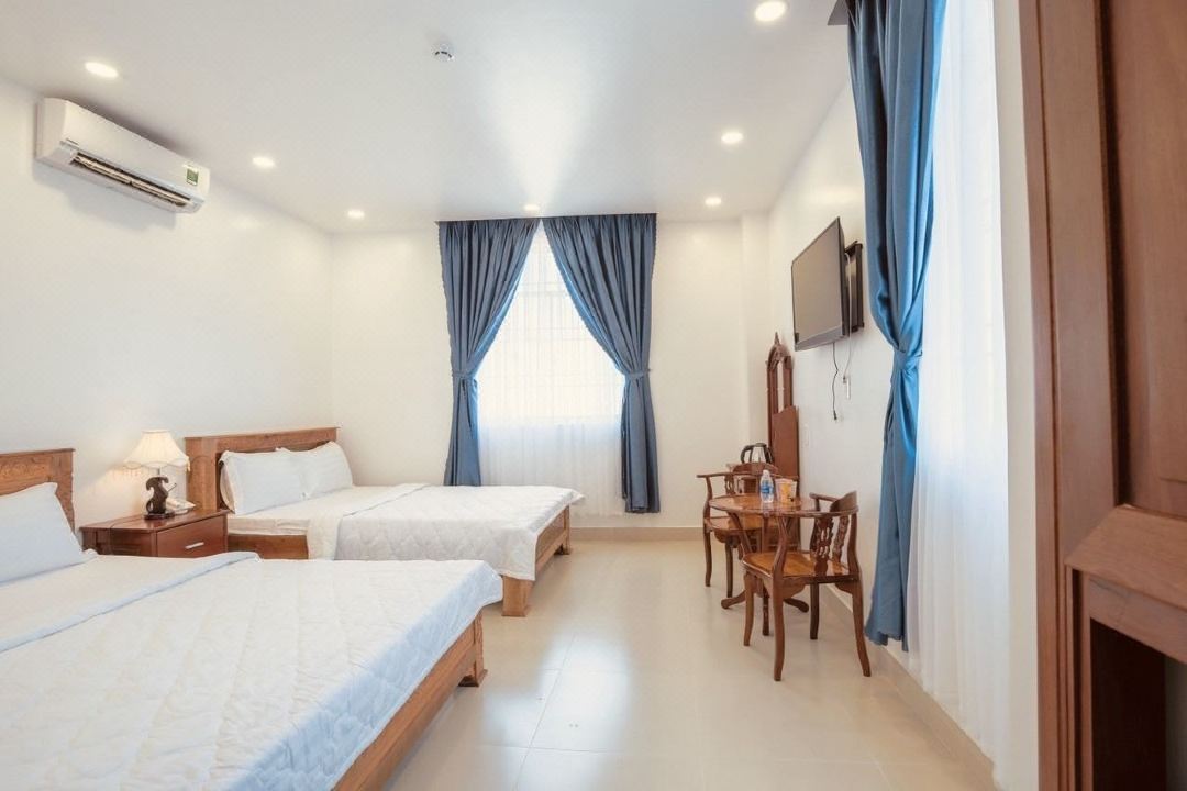 Tuyet Hien Hotel
