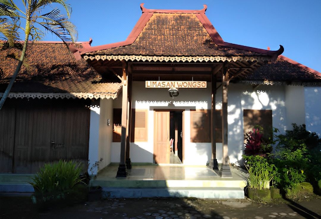 Limasan Wongso by We Stay
