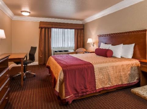 Best Western Willits Inn - Tap to explore photos
