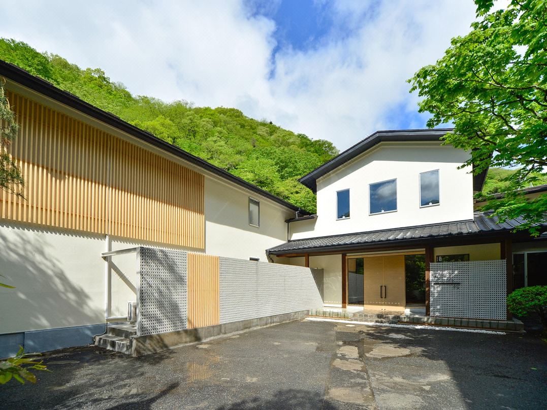Hinatamikan