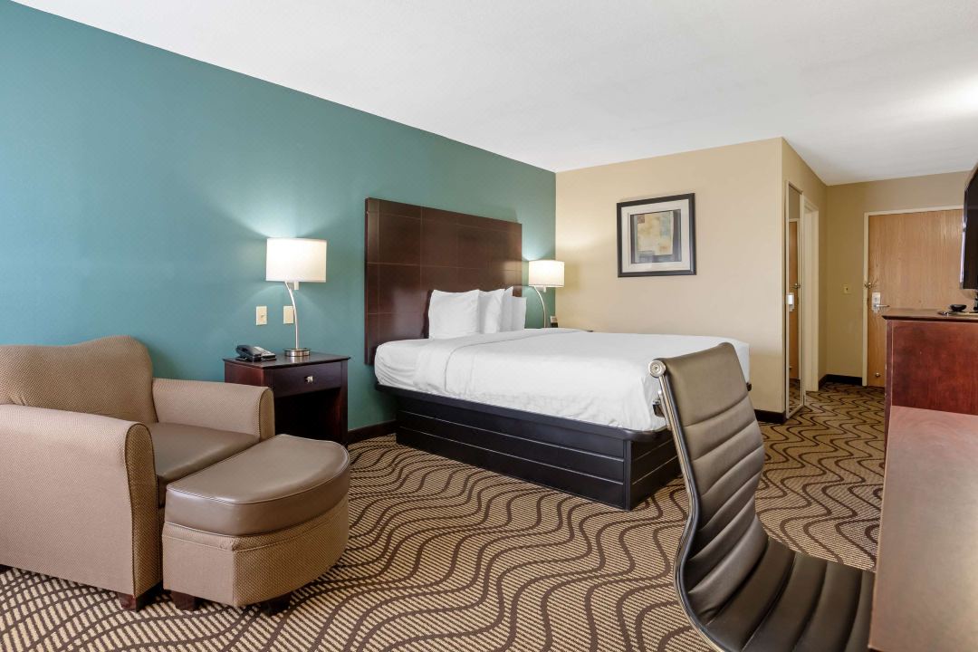 Best Western Plus Lonoke Hotel