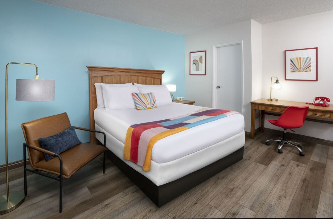 The Sojourn Los Angeles - Sherman Oaks