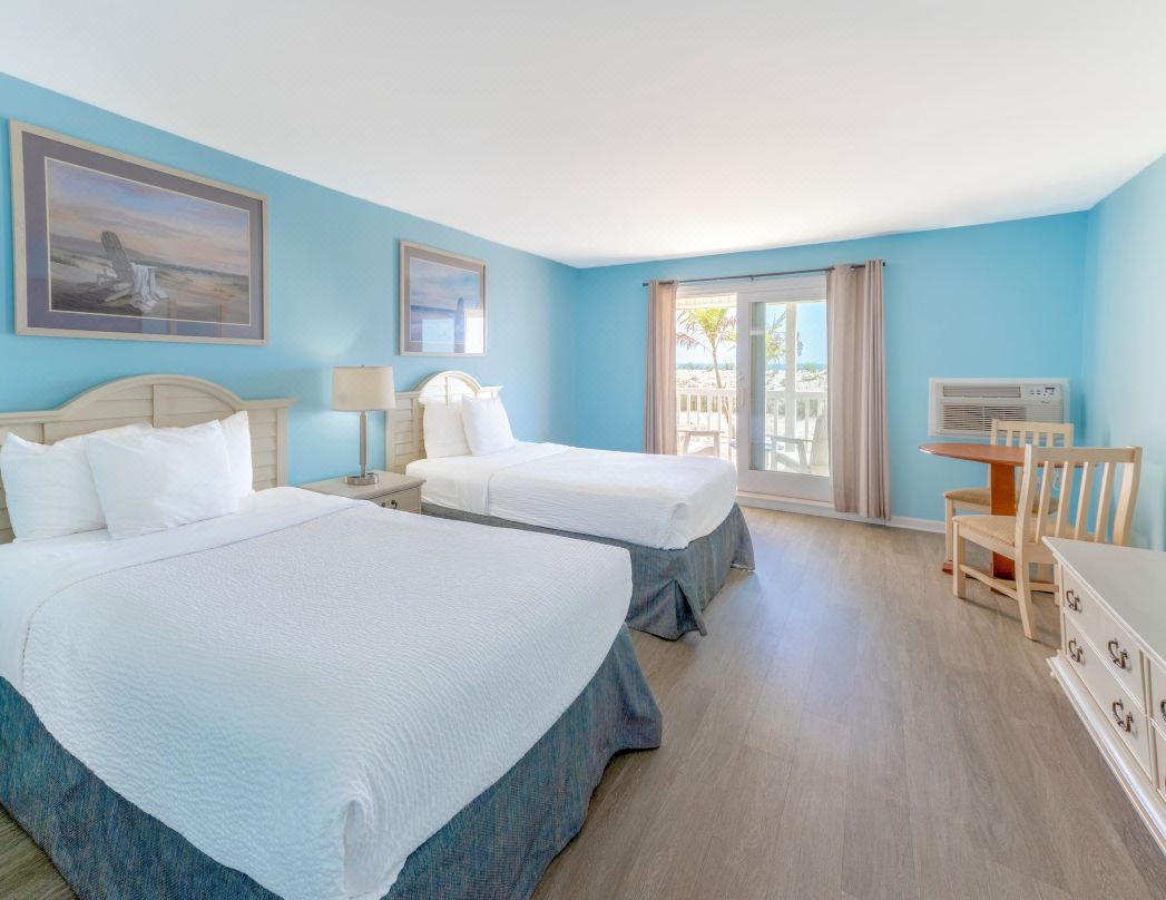 Drifting Sands Oceanfront Hotel