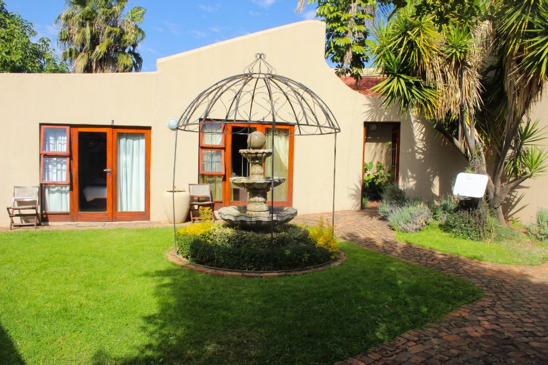 Echo Garden Guesthouse