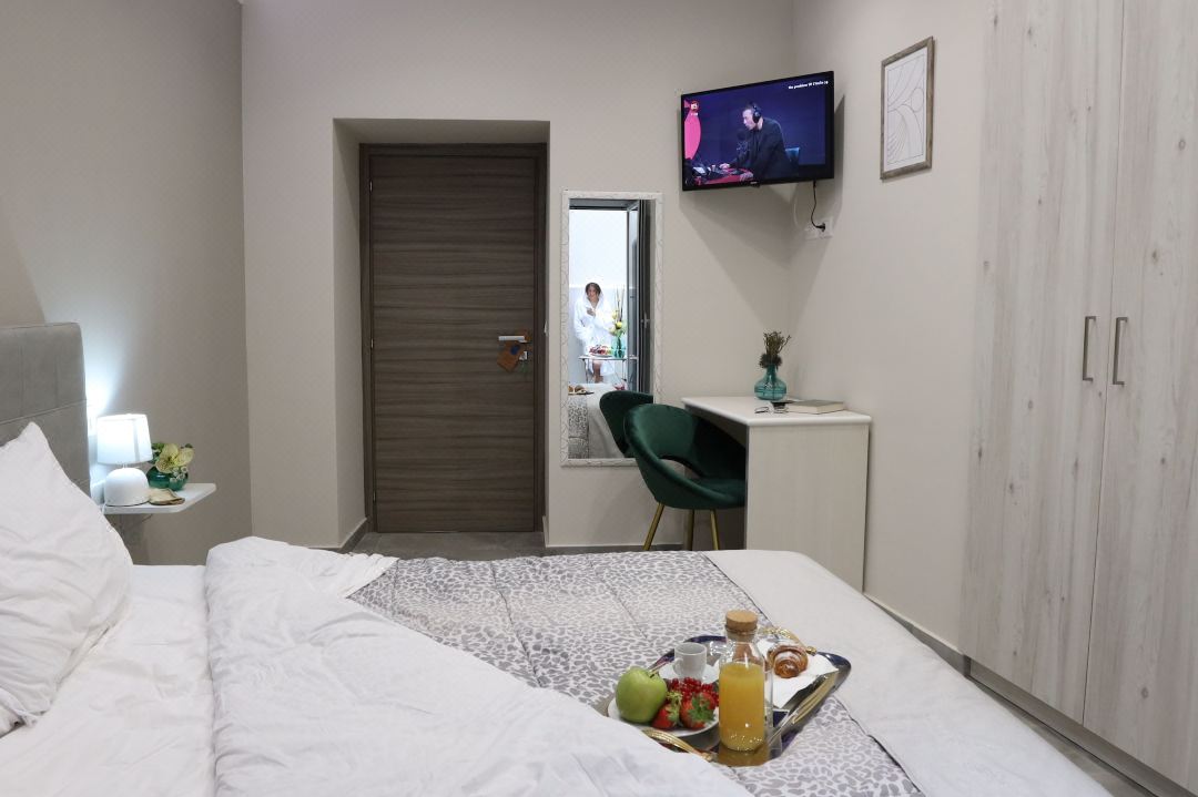 Le Mirage Boutique II