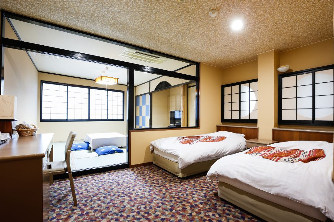 Petit Hotel Yubara Resort